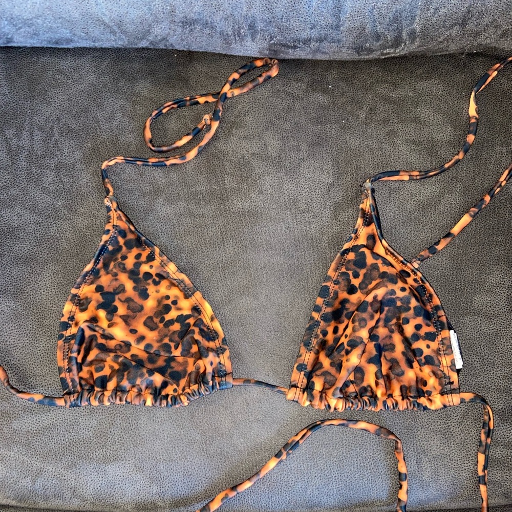 Missguided tortoise triangle bikini top